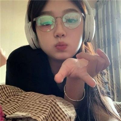 飞驰中的马